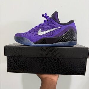 Nike Men’s Kobe 9 Elite Moonwalker Protro.